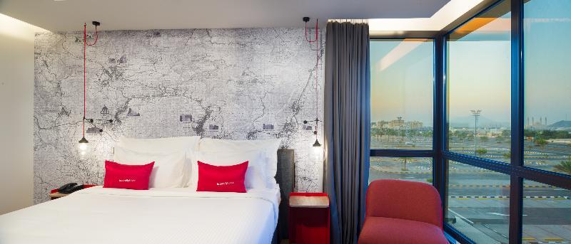 อินเตอร์ซิตี้โฮเต็ล นิซวา Hotel ภายนอก รูปภาพ